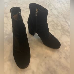 Gianvito Rossi black velvet ankle boots, size 36 1/2